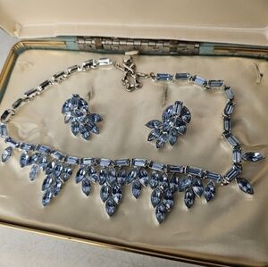 Vintage ice blue rhinestone with matching‎ earrings